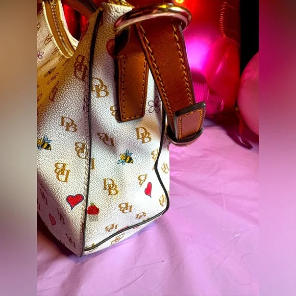 Dooney & Bourke Gretta Novelty Kiley Hobo Bag ❤️ 🧁🐝 ⭐️ DB Logo Shoulder Bag RARE - Picture 7 of 14